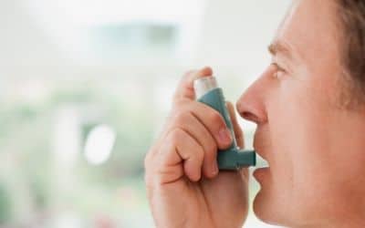 Inhalátor (sprej) na astma.